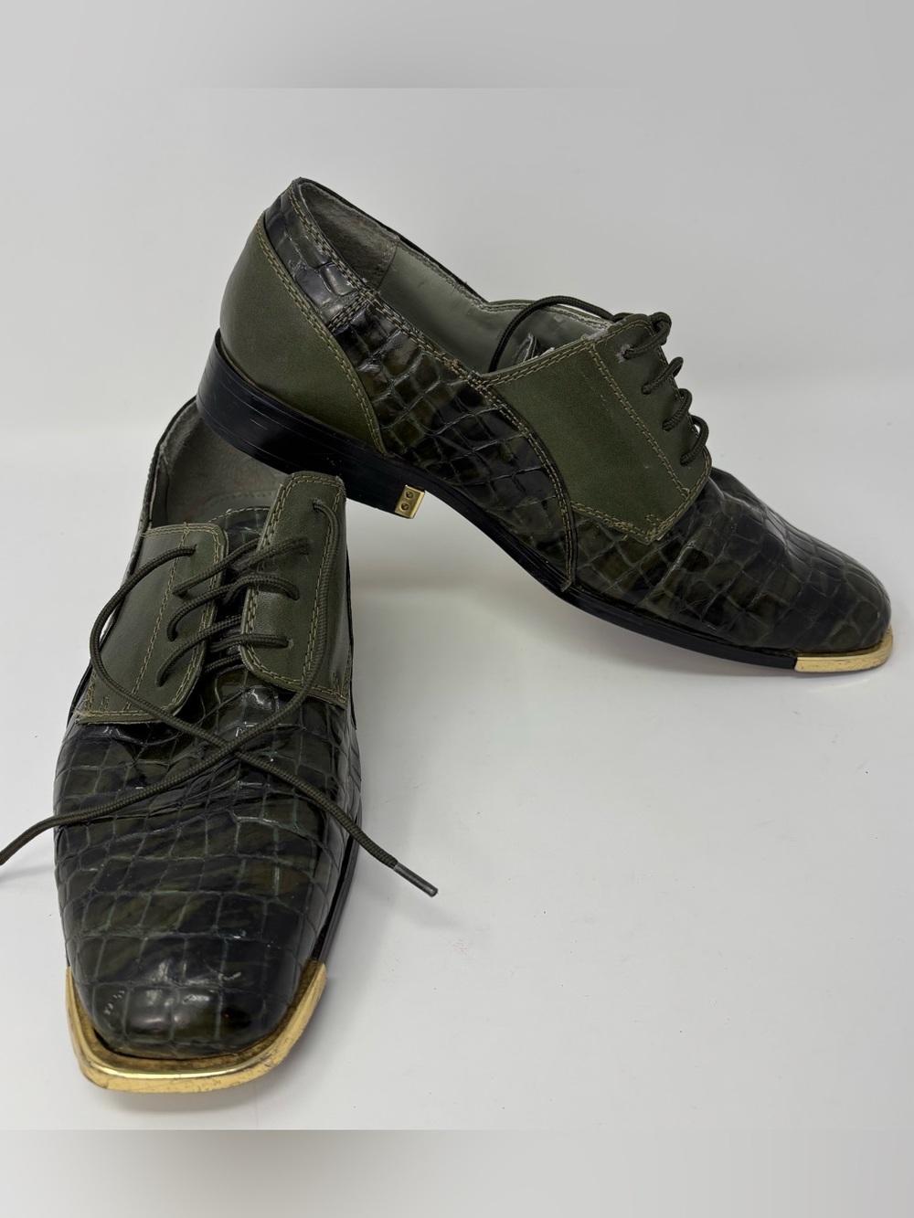 Miralto Mens 10 Olive Green Faux Crocodile Dress Shoes Oxfords Metal Toe Cap